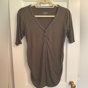 Fitted maternity top